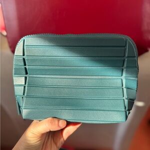 Parallelle Small Makeup Bag